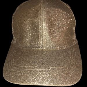CC GOLD GLITTER PONY/CAP
